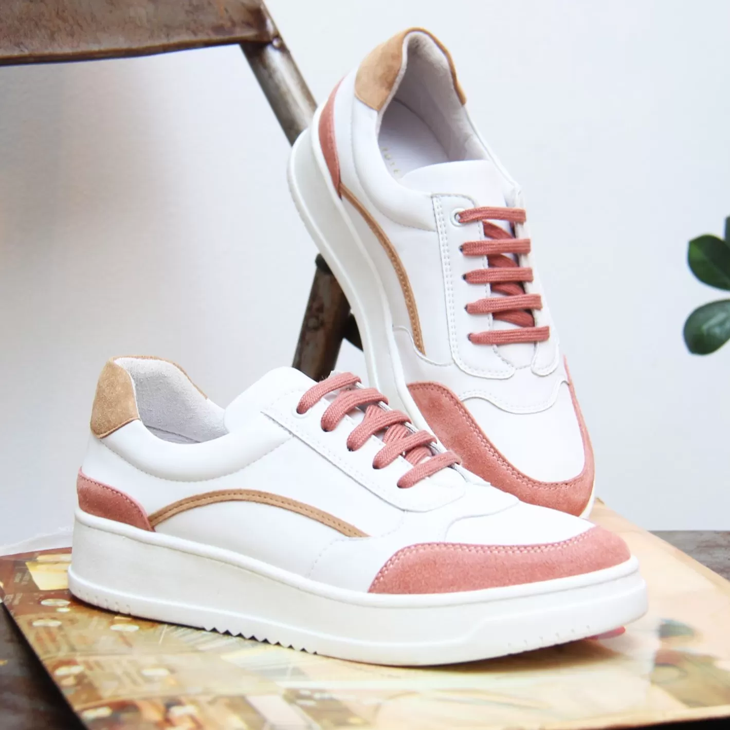 Baskets-JULES & JENN Baskets Vintage Cuir Blanc Beige Blanc/Beige
