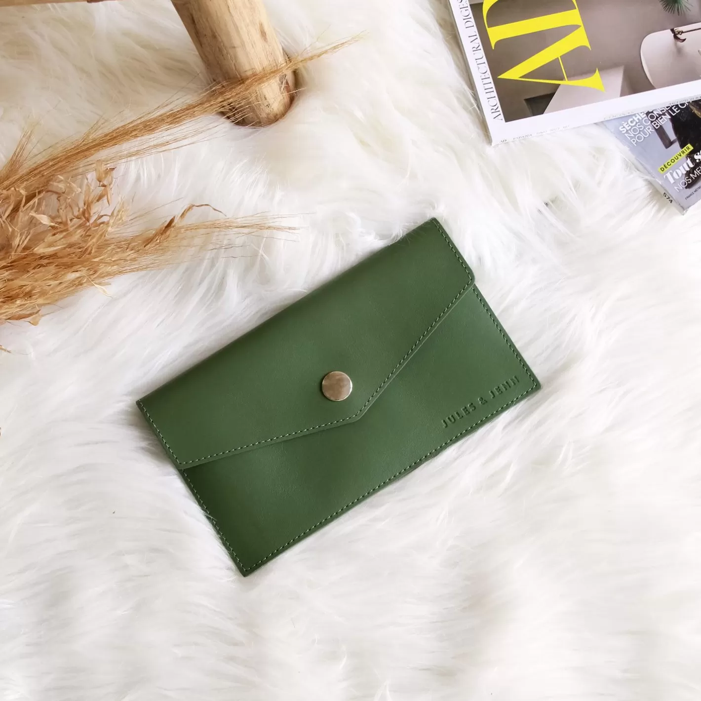 Petite Maroquinerie-JULES & JENN Pochette Enveloppe Cuir Upcycle Kaki