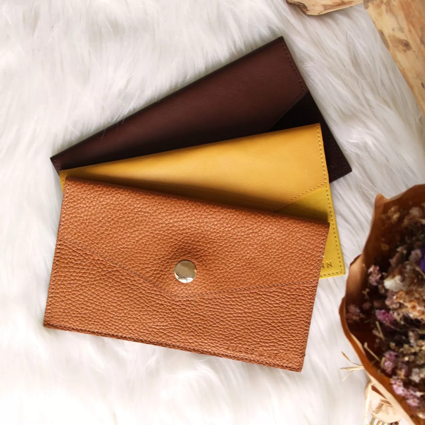Petite Maroquinerie-JULES & JENN Pochette Enveloppe Cuir Upcycle Camel